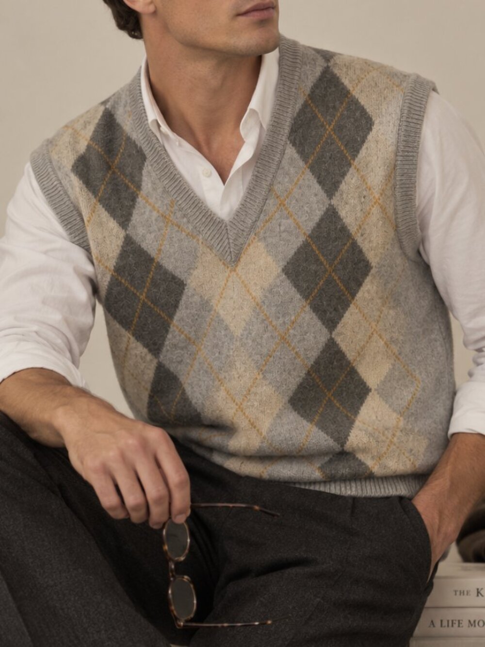 HARRY ROSEN | Beige & Brown Argyle Lambswool Sweater Vest – Men’s P2P 24